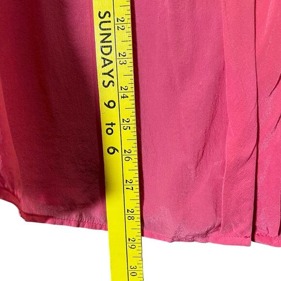 Banana Republic Pink Long Sleeve Button Down 100% silk Size 12 Flawed - Picture 2 of 10